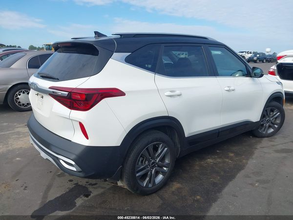 2022 KIA SELTOS S