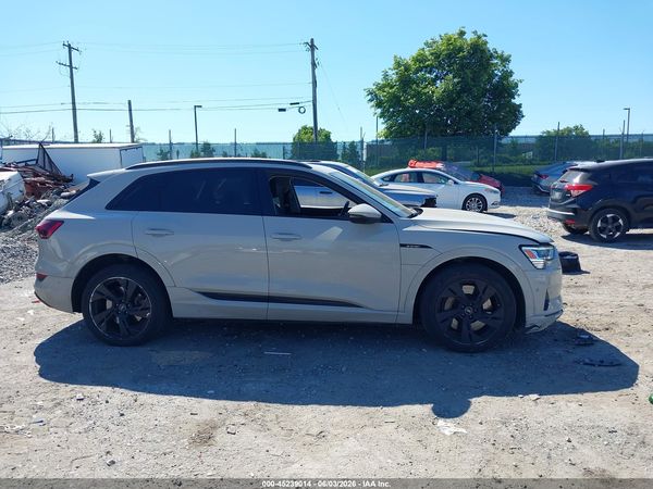 2021 AUDI E-TRON PREMIUM QUATTRO