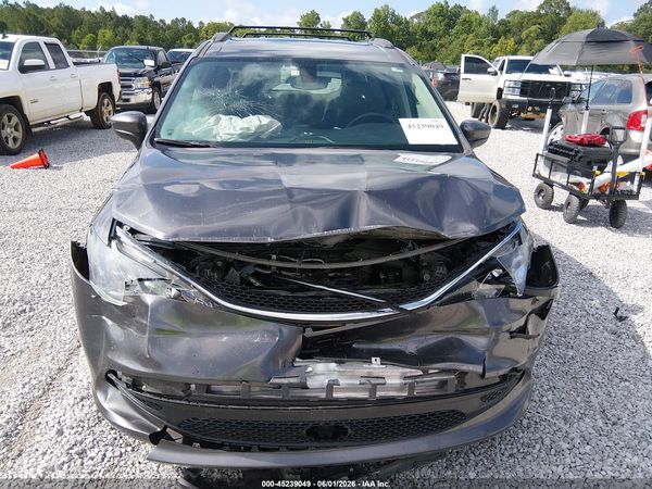 2021 CHRYSLER VOYAGER LXI