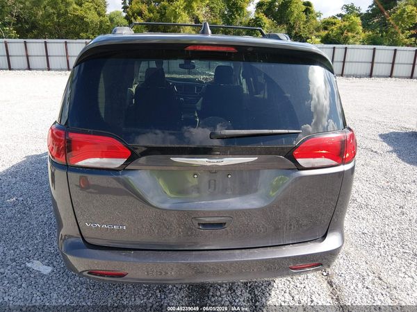 2021 CHRYSLER VOYAGER LXI