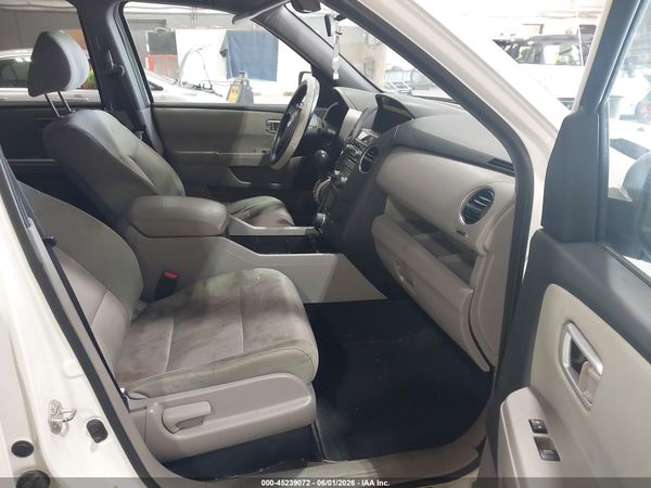 2015 HONDA PILOT SE