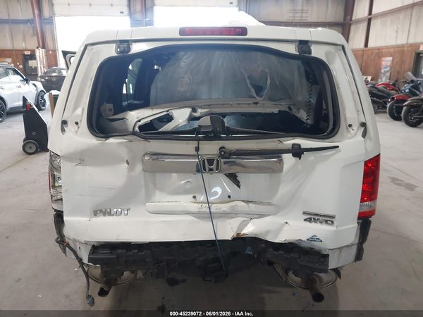 2015 HONDA PILOT SE
