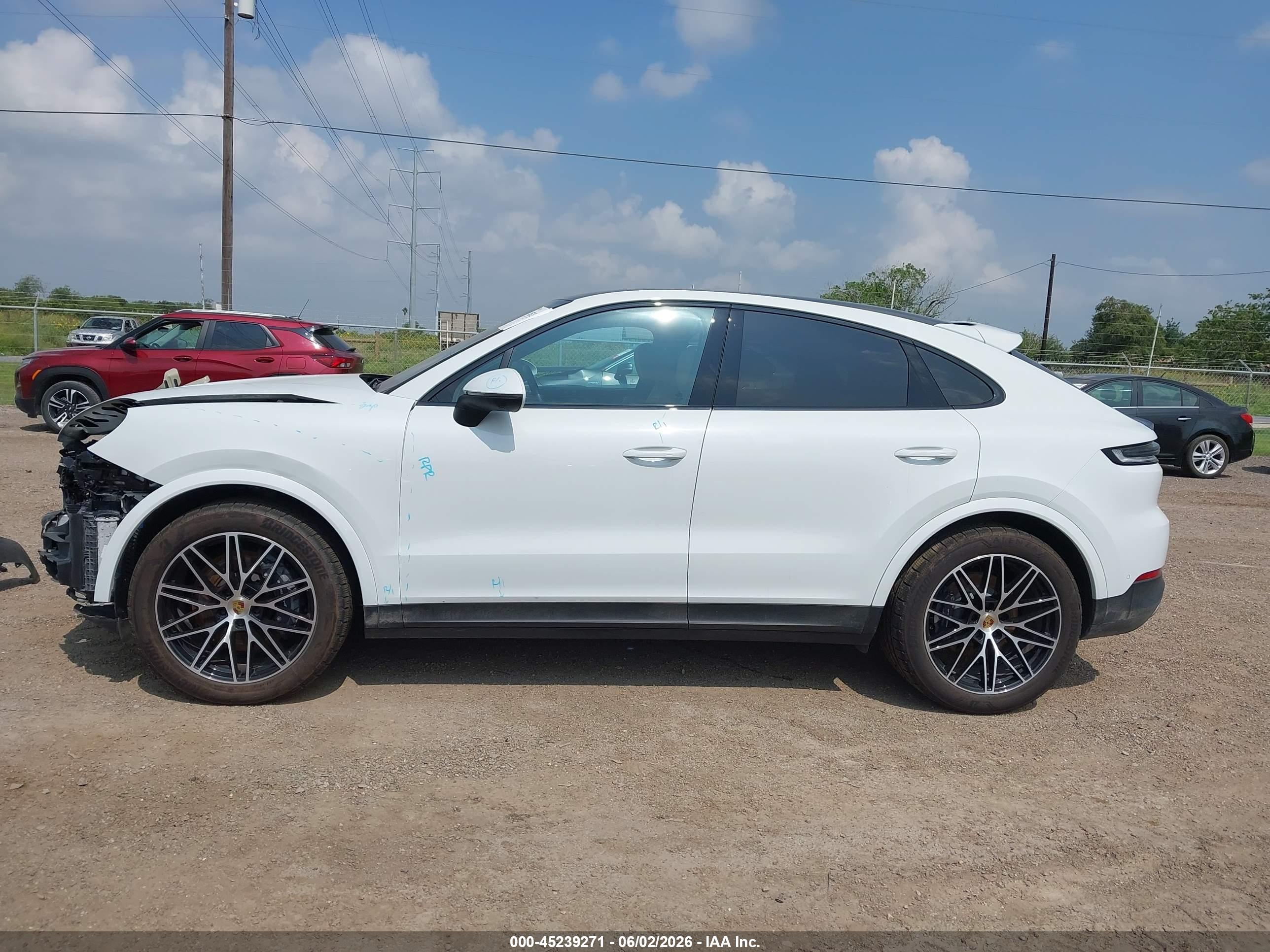 2024 PORSCHE CAYENNE COUPE