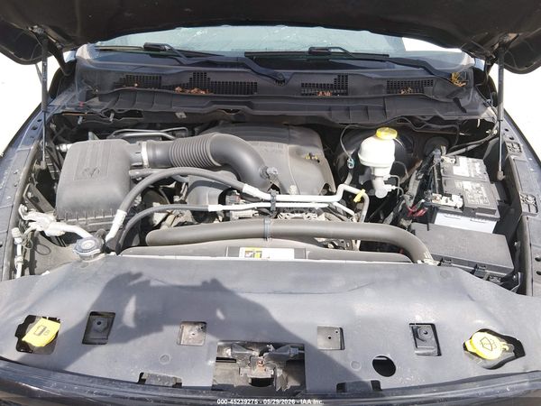 2017 RAM 1500 EXPRESS  4X4 6'4 BOX