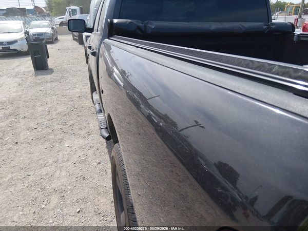 2017 RAM 1500 EXPRESS  4X4 6'4 BOX