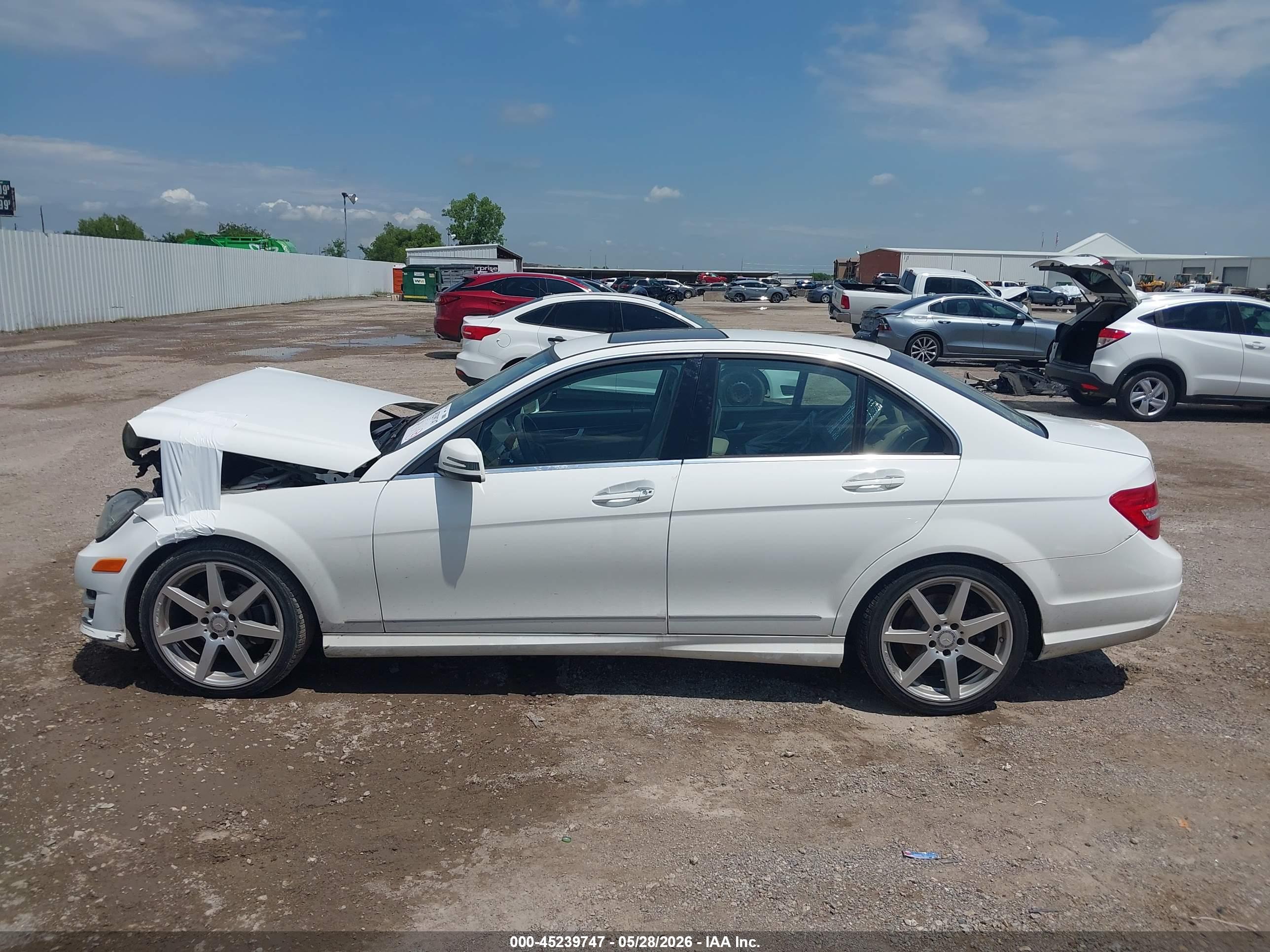 2014 MERCEDES-BENZ C 250 SPORT