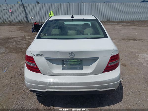 2014 MERCEDES-BENZ C 250 SPORT