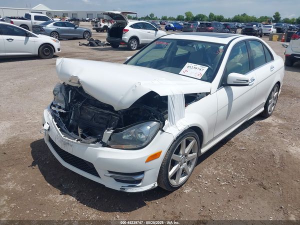 2014 MERCEDES-BENZ C 250 SPORT