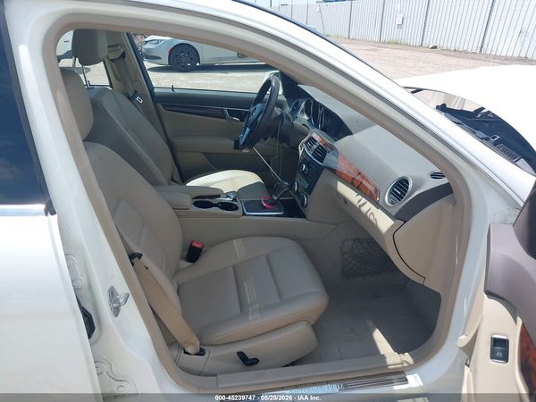 2014 MERCEDES-BENZ C 250 SPORT