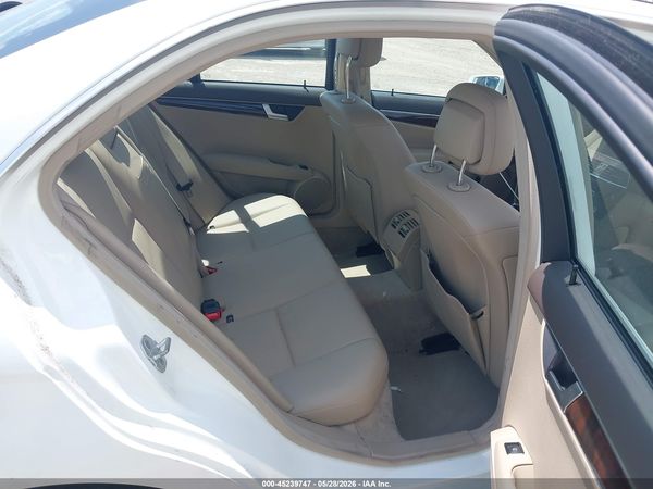 2014 MERCEDES-BENZ C 250 SPORT