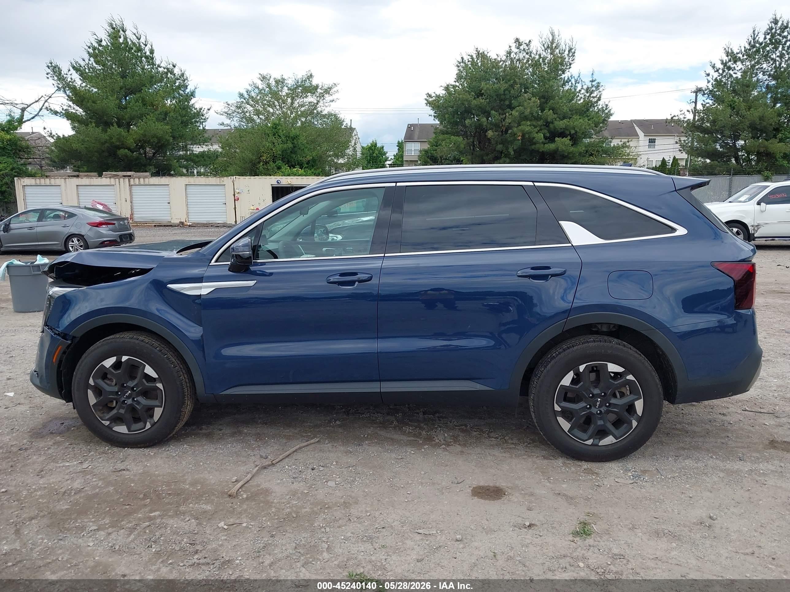 2024 KIA SORENTO S