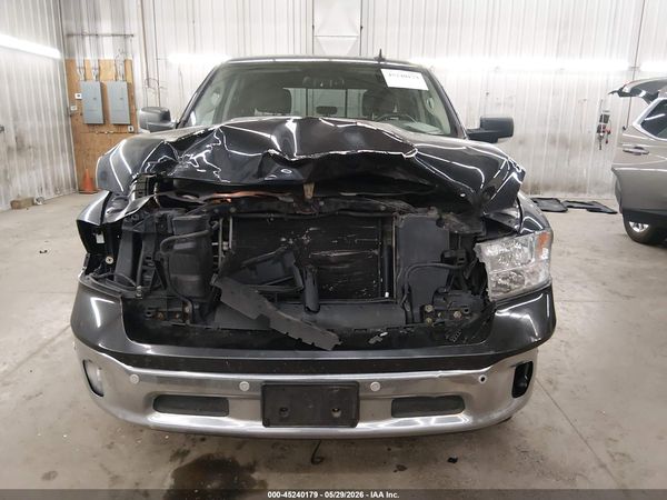 2017 RAM 1500 BIG HORN  4X4 5'7 BOX