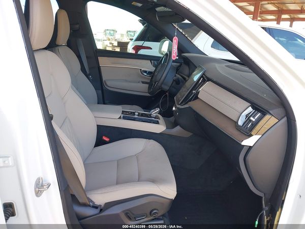 2026 VOLVO XC90