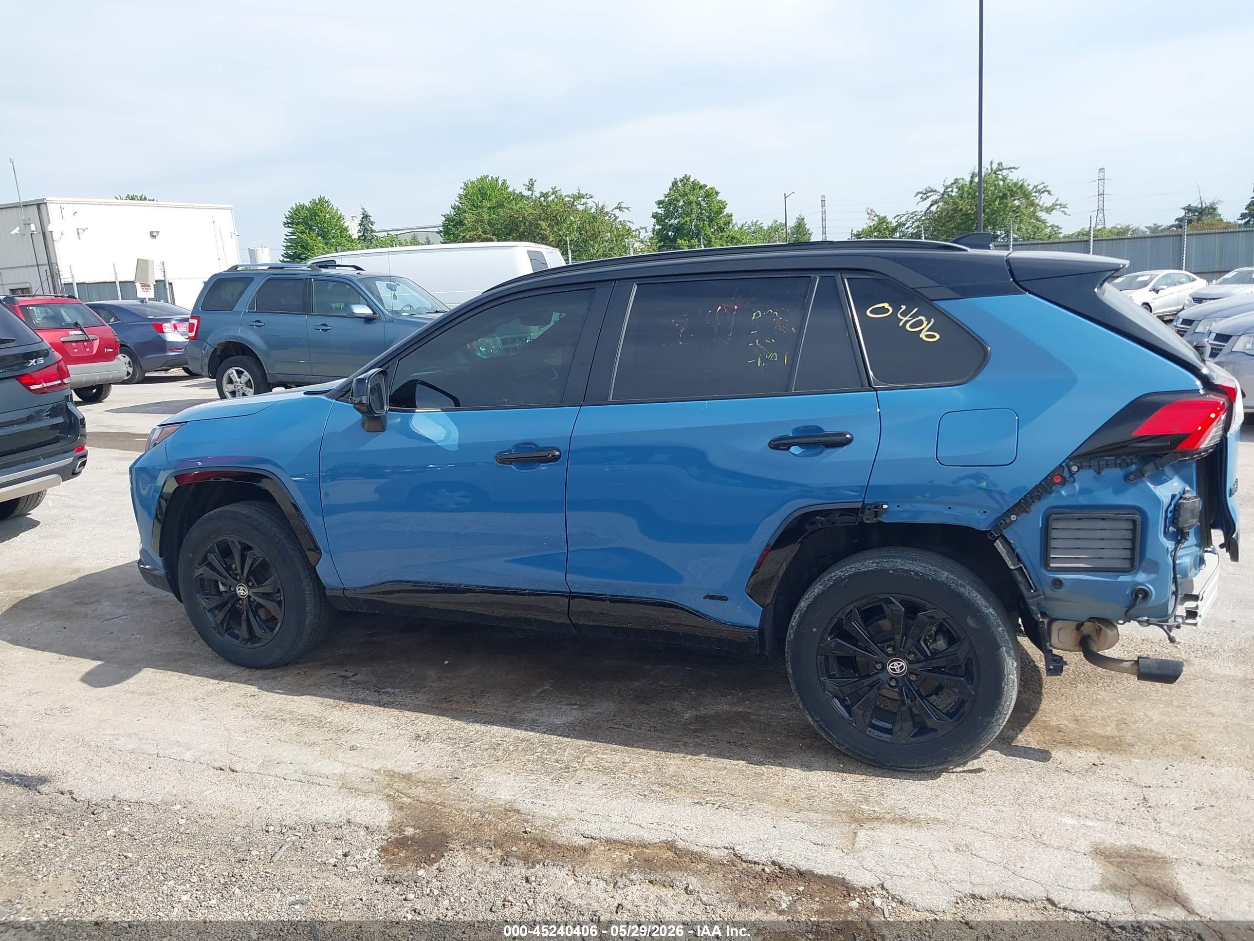 2024 TOYOTA RAV4 HYBRID XSE