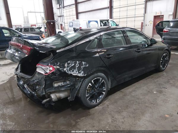 2021 KIA K5 EX