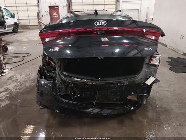 2021 KIA K5 EX