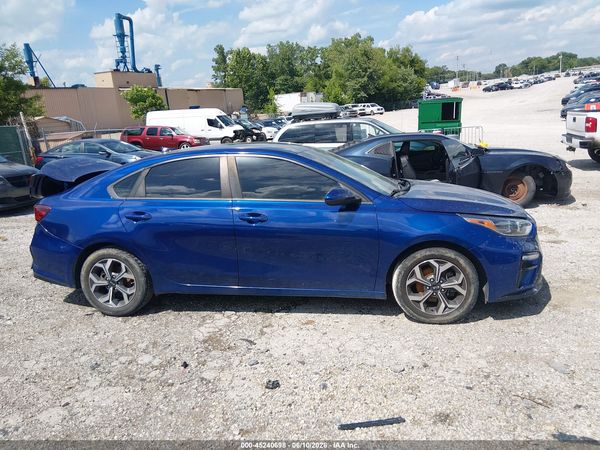 2019 KIA FORTE LXS