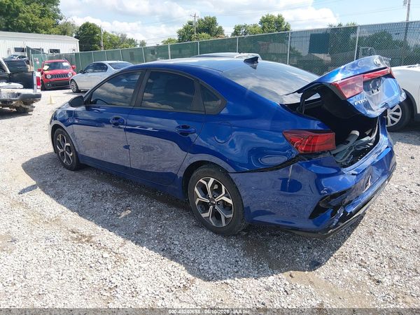 2019 KIA FORTE LXS
