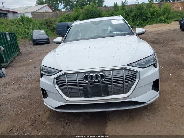 2021 AUDI E-TRON PREMIUM QUATTRO