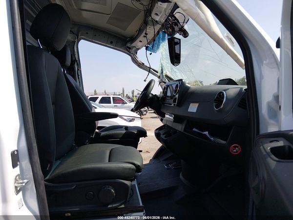2025 MERCEDES-BENZ SPRINTER 2500