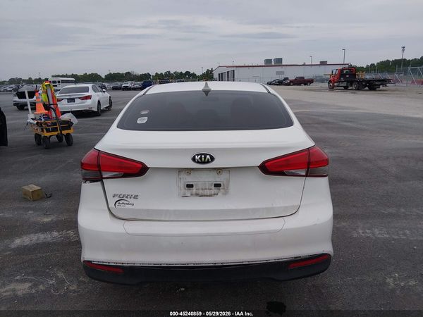 2017 KIA FORTE LX