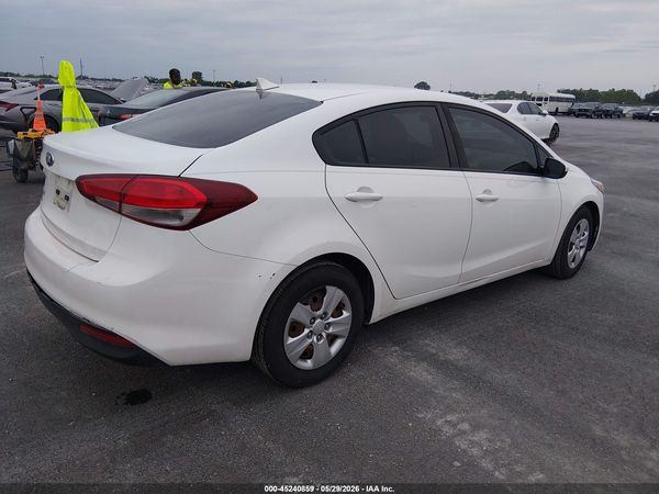 2017 KIA FORTE LX