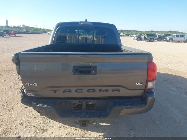 2022 TOYOTA TACOMA SR V6