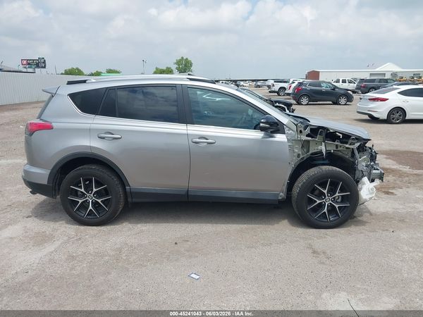 2018 TOYOTA RAV4 SE