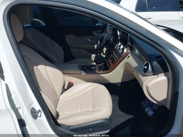 2019 MERCEDES-BENZ C 300 C300