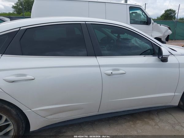 2022 HYUNDAI SONATA SEL