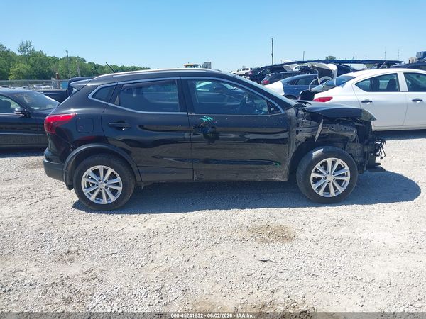 2018 NISSAN ROGUE SPORT SV