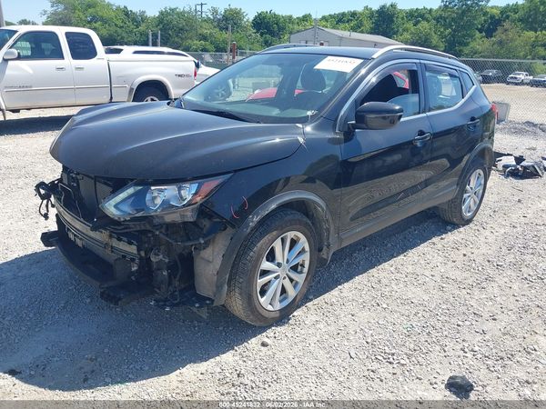 2018 NISSAN ROGUE SPORT SV