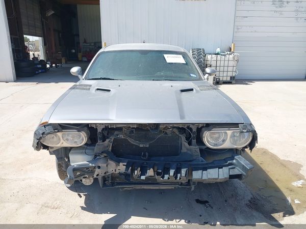 2014 DODGE CHALLENGER SXT
