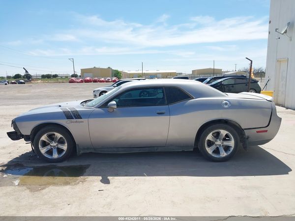 2014 DODGE CHALLENGER SXT