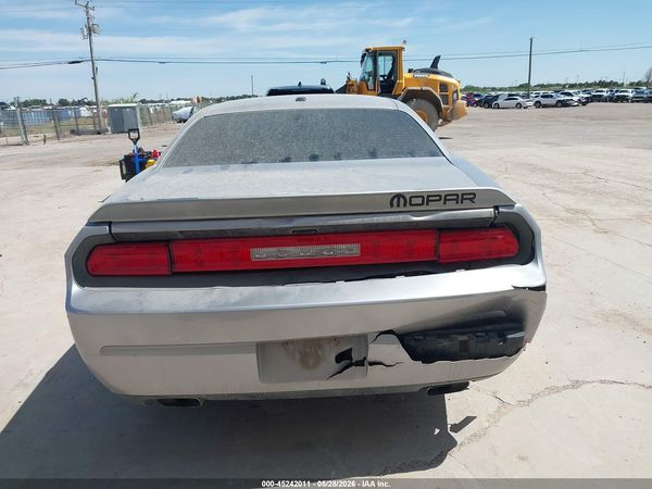 2014 DODGE CHALLENGER SXT