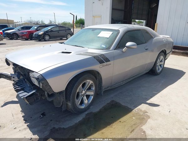 2014 DODGE CHALLENGER SXT