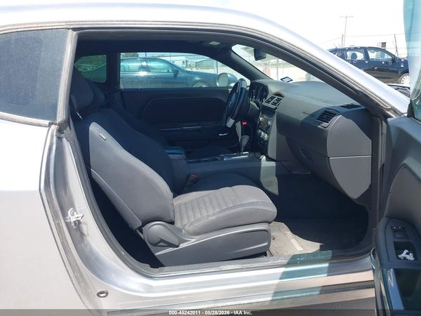 2014 DODGE CHALLENGER SXT