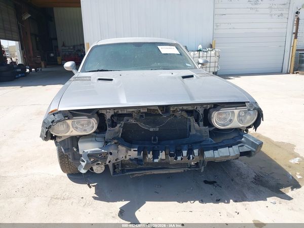 2014 DODGE CHALLENGER SXT