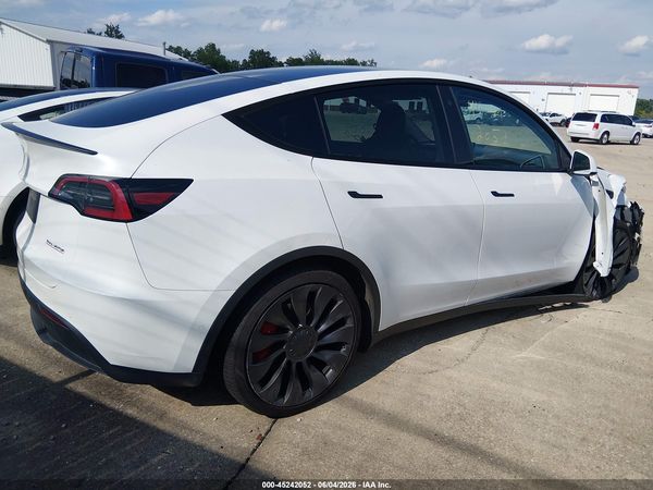 2022 TESLA MODEL Y