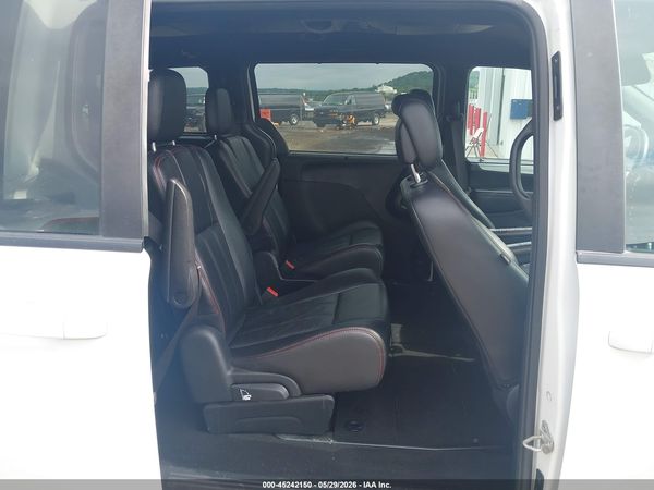 2018 DODGE GRAND CARAVAN GT — I8