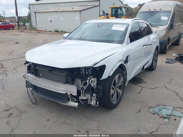 2024 AUDI Q8 E-TRON PREMIUM PLUS QUATTRO