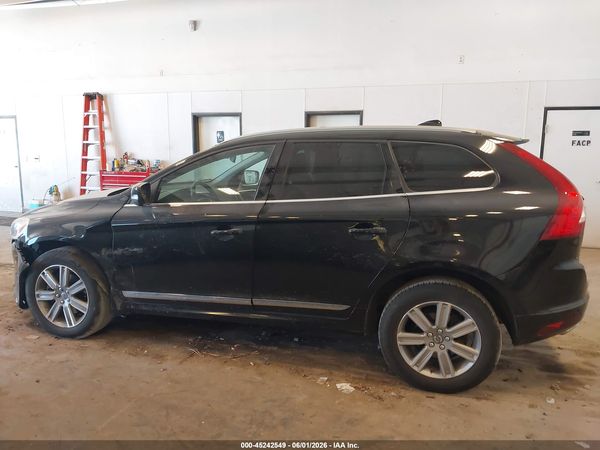 2017 VOLVO XC60 T5 INSCRIPTION