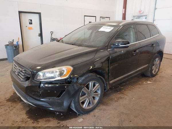 2017 VOLVO XC60 T5 INSCRIPTION