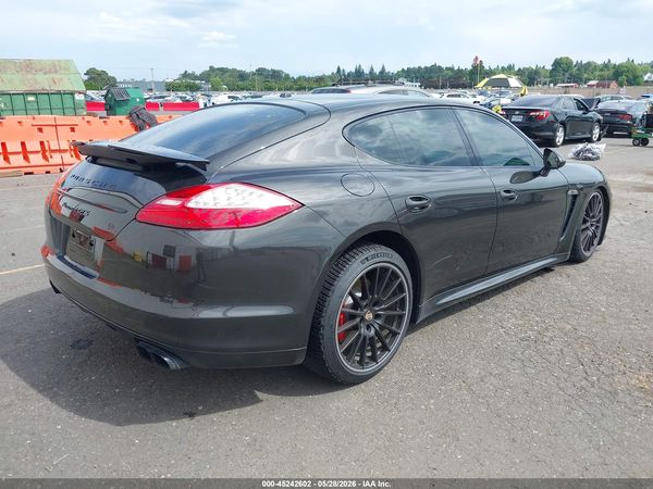 2013 PORSCHE PANAMERA GTS