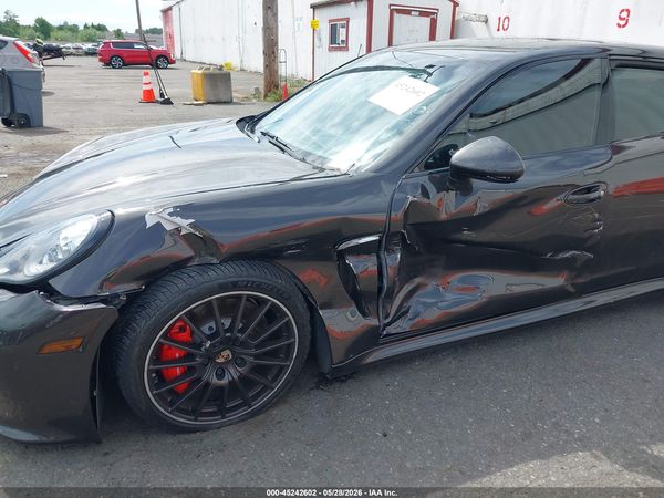 2013 PORSCHE PANAMERA GTS