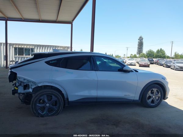 2022 FORD MUSTANG MACH-E SELECT