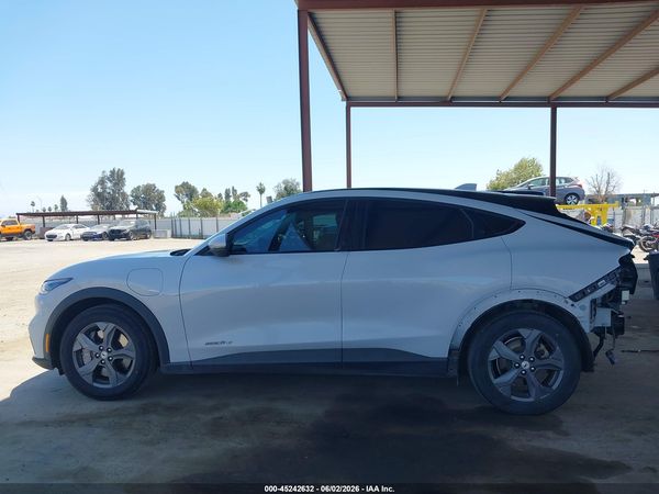 2022 FORD MUSTANG MACH-E SELECT