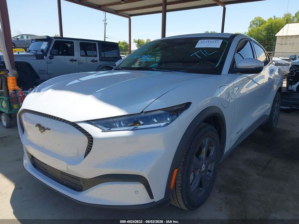 2022 FORD MUSTANG MACH-E SELECT