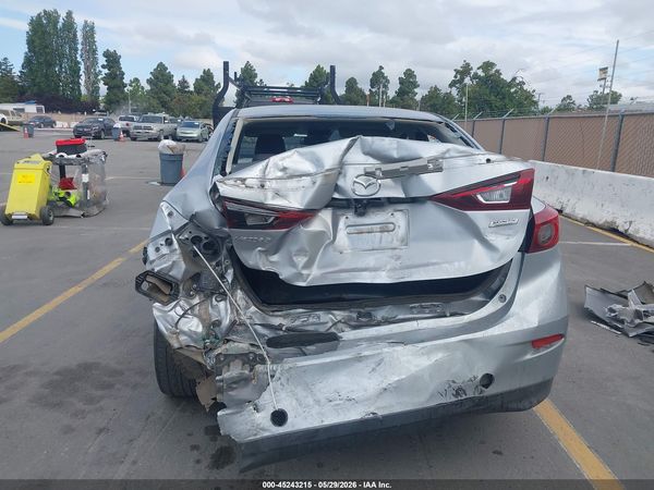 2018 MAZDA MAZDA3 TOURING