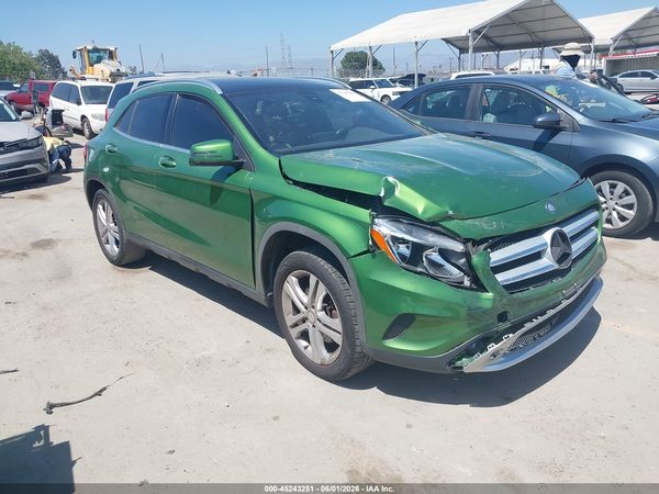 2017 MERCEDES-BENZ GLA 250 4MATIC